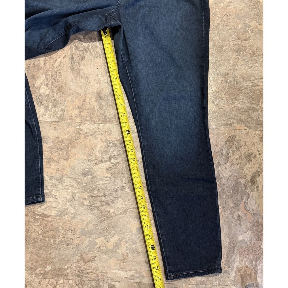Universal Thread Mid Rise Skinny Distressed Jeans Women's Size 16/33R Plus Size - Picture 7 of 8